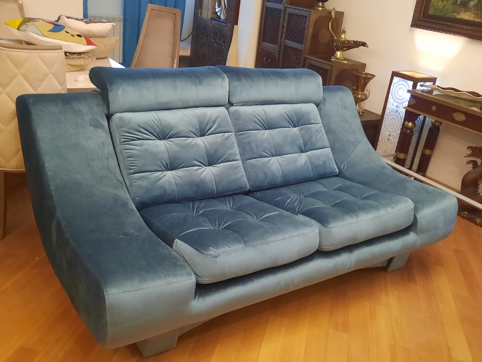 Обивка дивана на дому. Каспийск