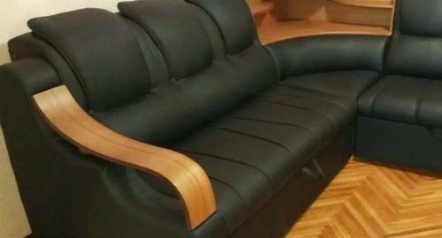 Перетяжка кожаного дивана. Каспийск